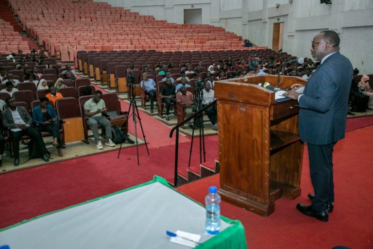 SERIKALI YASISITIZA VIJANA KUTUNZA AMANI,UZALENDO NA MSHIKAMANO KWA TAIFA