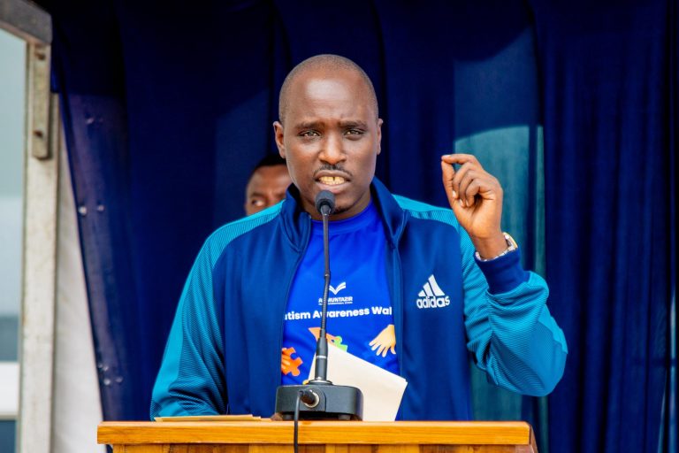 DKT. BITEKO AWAPONGEZA WALIMU AL – MUNTAZIR KWA KULEA WATOTO WENYE MAHITAJI MAALUM