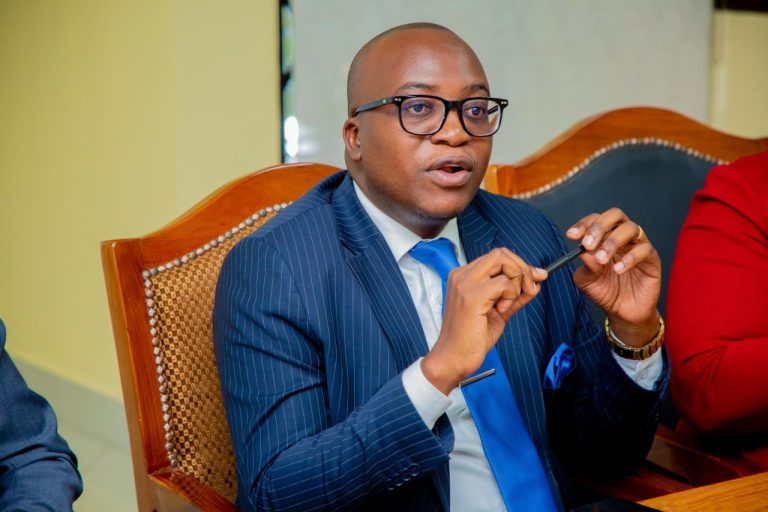 WAZIRI MAVUNDE AUNDA TIMU MAALUM KUISHAURI SERIKALI JUU YA KUWAWEZESHA WACHIMBAJI WADOGO KIUCHUMI