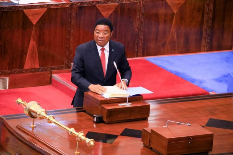 MAJALIWA: TUTAHAKIKISHA TUNAKUWA NA SUKARI INAYOTOSHELEZA MAHITAJI