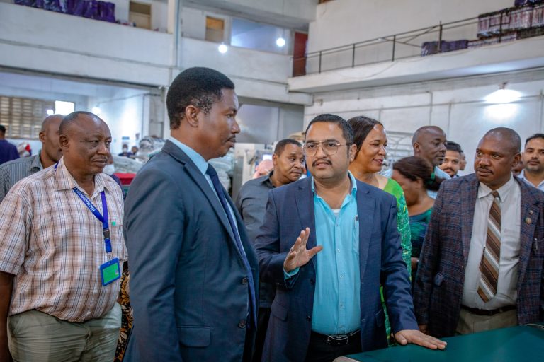 WAZIRI JAFO AKUNWA NA UWEKEZAJI KIWANDA CHA MAGODORO YA DODOMA ASILI,ATAKA WALIFIKIE SOKO LA AFRIKA