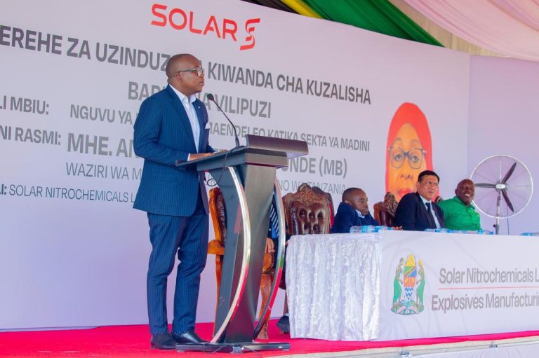 WAZIRI MAVUNDE AZINDUA KIWANDA CHA UZALISHAJI BARUTI NA VILIPUZI-KISARAWE,PWANI