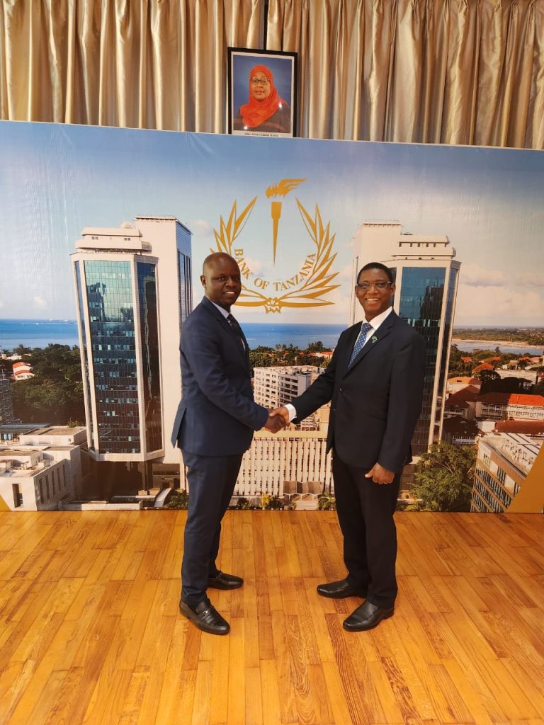 MKURUGENZI MTENDAJI BENKI YA USHIRIKA AMUHAKIKISHIA GAVANA TUTUBA KUWA BENKI HIYO INAHAKIKISHA ITAINUA UCHUMI JUMUISHI KWA JAMII
