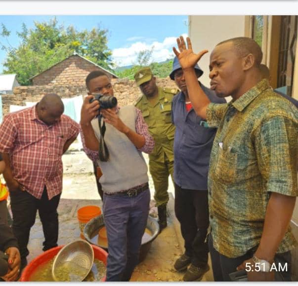 MKUU WA WILAYA YA SUMBAWANGA AITAKA TAKUKURU KUCHUNGUZA TUHUMA ZA MGANGA MFAWIDHI MILEPA