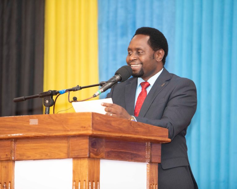 TAMISEMI YAZIELEKEZA HALMASHAURI ZENYE UWEZO KUAJIRI WATUMISHI WA MIKATABA