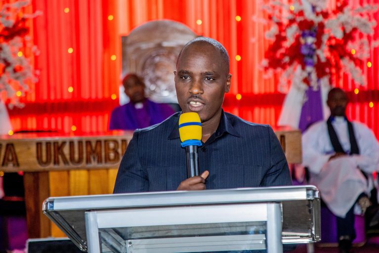 DKT. BITEKO AWAASA WAKRISTO KULIOMBEA TAIFA