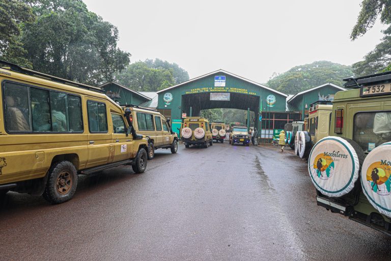 WAJUMBE WA MKUTANO WA BARAZA LA VIWANJA VYA NDEGE AFRIKA WAFURAHIA VIVUTIO VYA UTALII NGORONGORO.