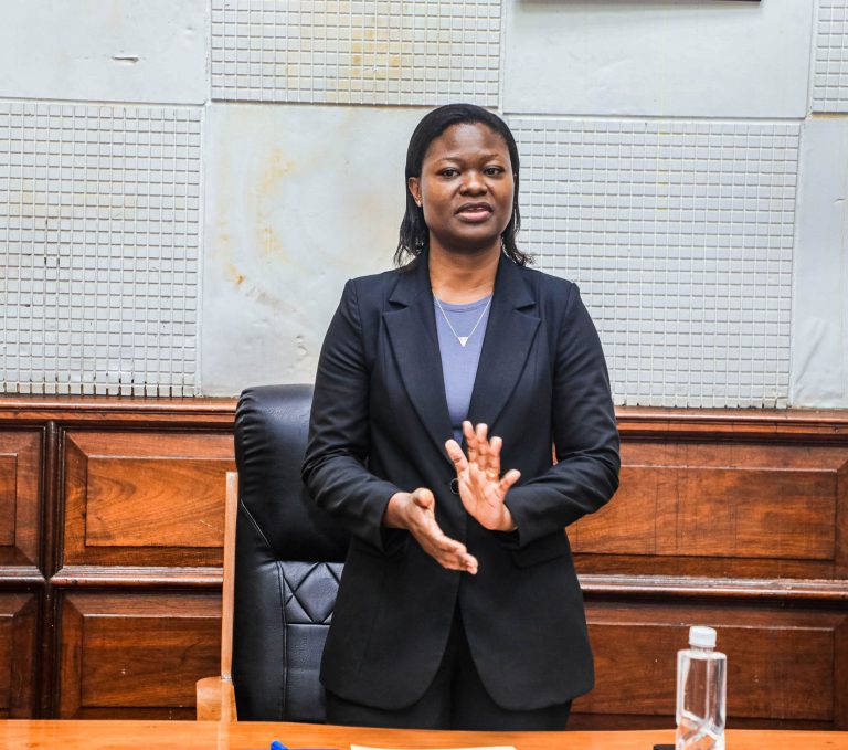 PICHA : MAFUNZO NA KUPIMA AFYA KWA WATUMISHI WA OFISI YA WAKILI MKUU WA SERIKALI