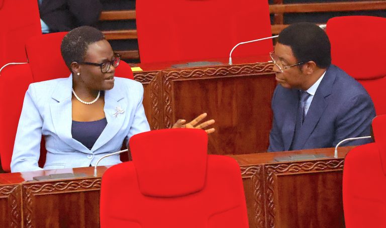 PICHA : WAZIRI MKUU MAJALIWA AKIWA BUNGENI