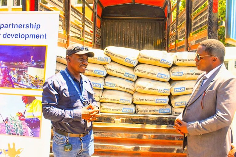 BARRICK YAPELEKA TABASAMU KWA WAATHIRIKA WA MAAFA YA MVUA MUSOMA