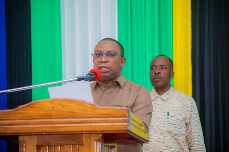 DKT.DIMWA : AWAPIGA MSASA WATU WENYE ULEMAVU