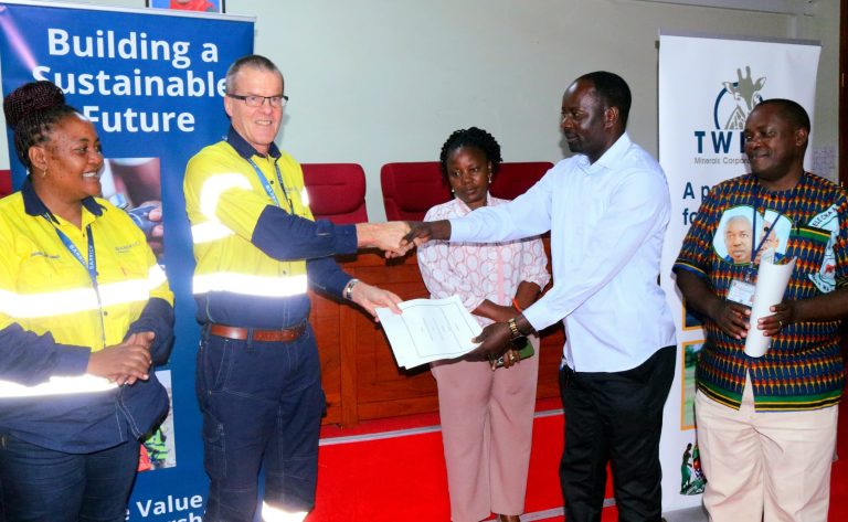 FEDHA ZA CSR ZA BARRICK BULYANHULU KUENDELEA KUFANIKISHA MIRADI YA JAMII HALMASHAURI YA WILAYA YA NYANG’HWALE