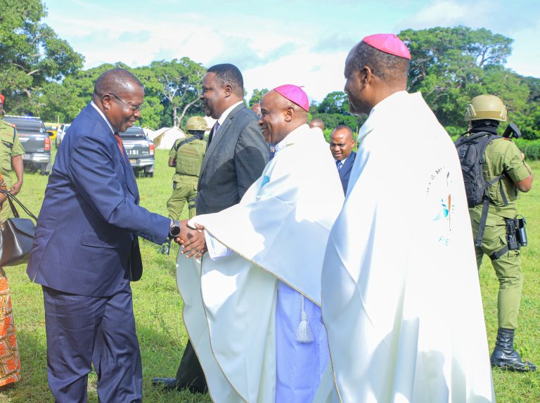 MAKAMU WA RAIS ASHIRIKI UZINDUZI WA JIMBO KATOLIKI LA BAGAMOYO