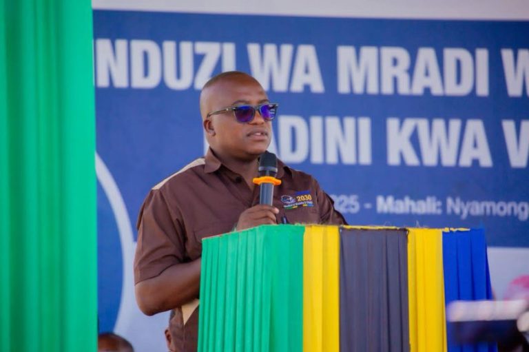 WAZIRI MAVUNDE AZINDUA MRADI WA KIHISTORIA WA VIJANA NYAMONGO-TARIME