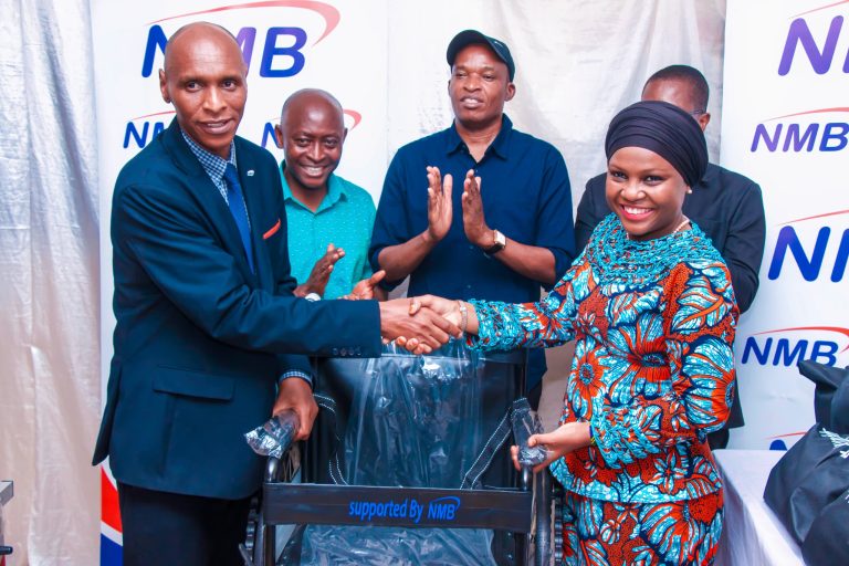 NMB YAKABIDHI VIFAA VYA MILIONI.42.4 KIGOMA,WADAU WAHIMIZWA KUUNGA MKONO SERIKALI