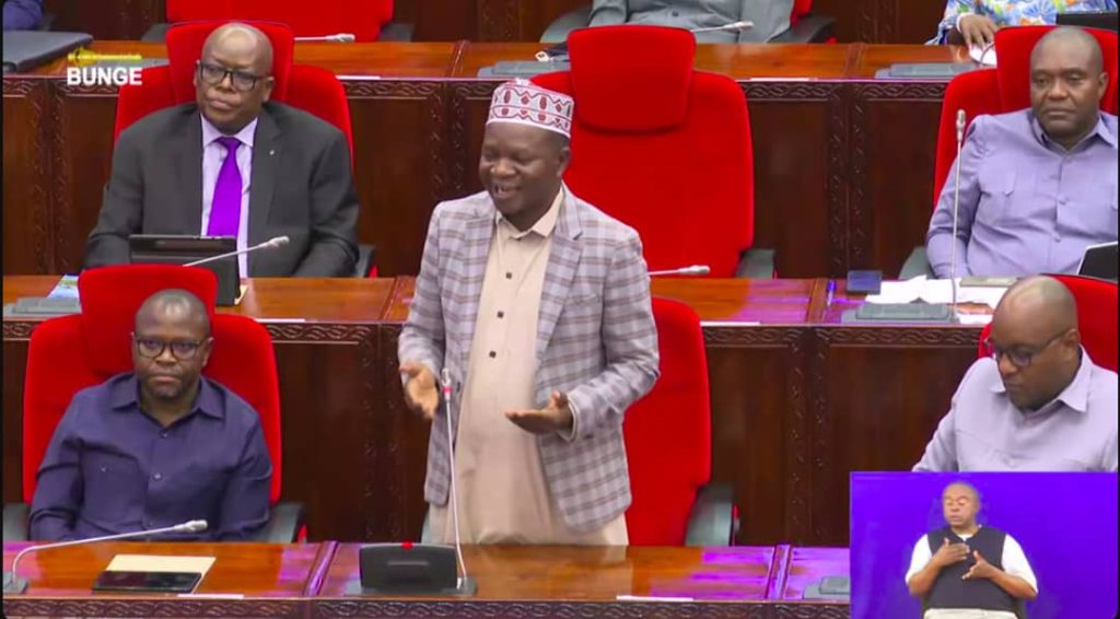 MBUNGE ATAKA AWESO ARUDI TENA KATIKA UWAZIRI WA MAJI BAADA YA UCHAGUZI MKUU