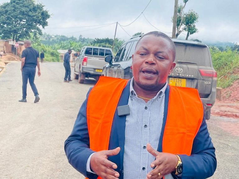 MHANDISI MATIVILA ARIDHISHWA NA UTEKELEZAJI WA MIRADI YA BARABARA YA MTILI- IFWAGI NA  SAWALA -IYEGEYA