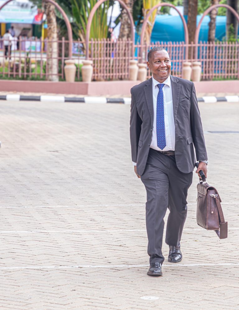 PROF MKENDA ATINGA BUNGENI, LEO NI BAJETI YA HISTORIA