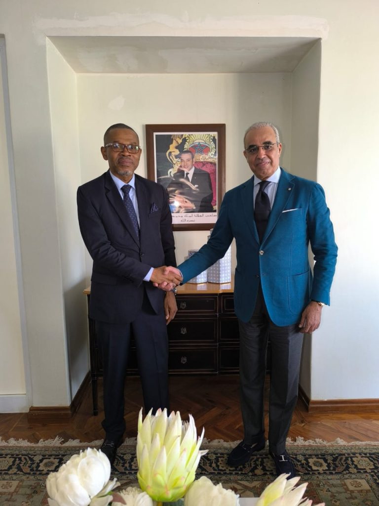 BALOZI CP HAMAD AKUTANA NA BALOZI WA MOROCCO