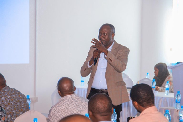 FANYENI UKAGUZI KWA WELEDI BILA YA KUMWONEA MCHIMBAJI YOYOTE_MHANDISI KAMANDO
