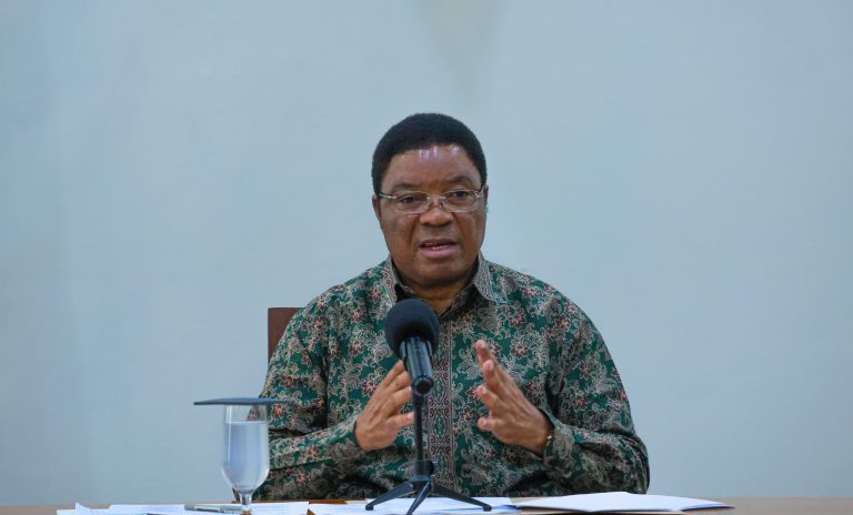 WAZIRI MKUU AONGOZA KIKAO CHA KAMATI YA KITAIFA YA MAZISHI YA VIONGOZI