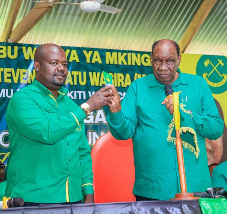 WASIRA AWANYOOSHEA KIDOLE WANAOJIPANGA KWA UMEYA, UENYEKITI WA HALMASHAURI BADALA KUSAKA USHINDI WA CCM
