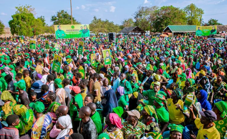 BALOZI NCHIMBI AMPONGEZA DKT. SAMIA KUIMARISHA UZALISHAJI WA KOROSHO LINDI,AMUOMBEA KURA WILAYANI NACHINGWEA