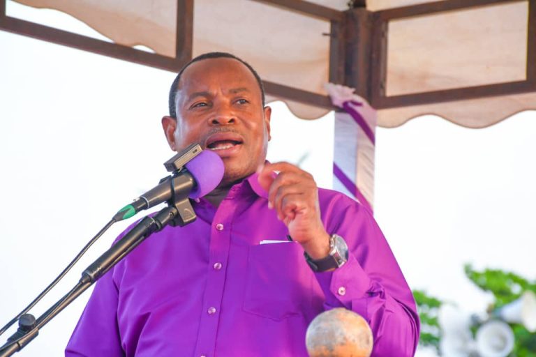 MGOMBEA URAIS ACT WAZALENDO AAHIDI KUBORESHA UCHUMI WA PEMBA NA KUIHUISHA HESHIMA YA CHAKE CHAKE