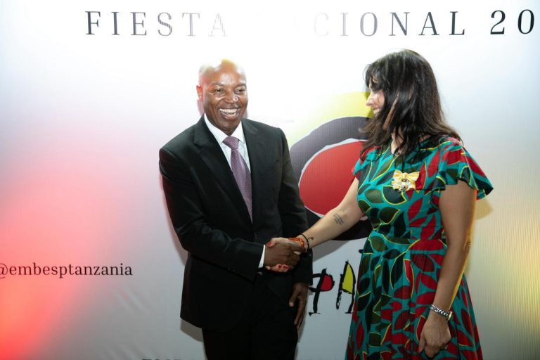 NAIBU WAZIRI CHUMI ASHIRIKI MAADHIMISHO YA SIKU YA TAIFA LA UHISPANIA
