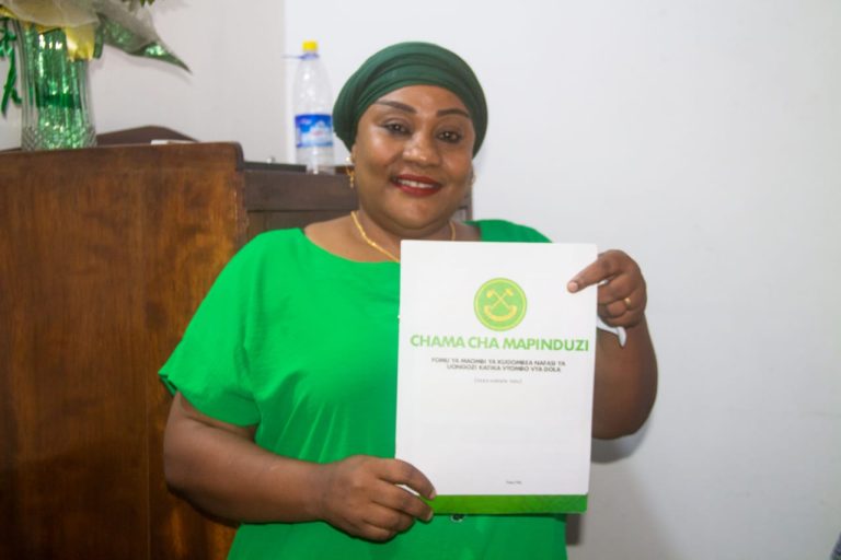 MCHAKATO WA KUMPATA MEYA NA NAIBU MEYA MANISPAA YA MOROGORO WAFUNGULIWA RASMI, WAGOMBEA CCM WACHUKUA FOMU