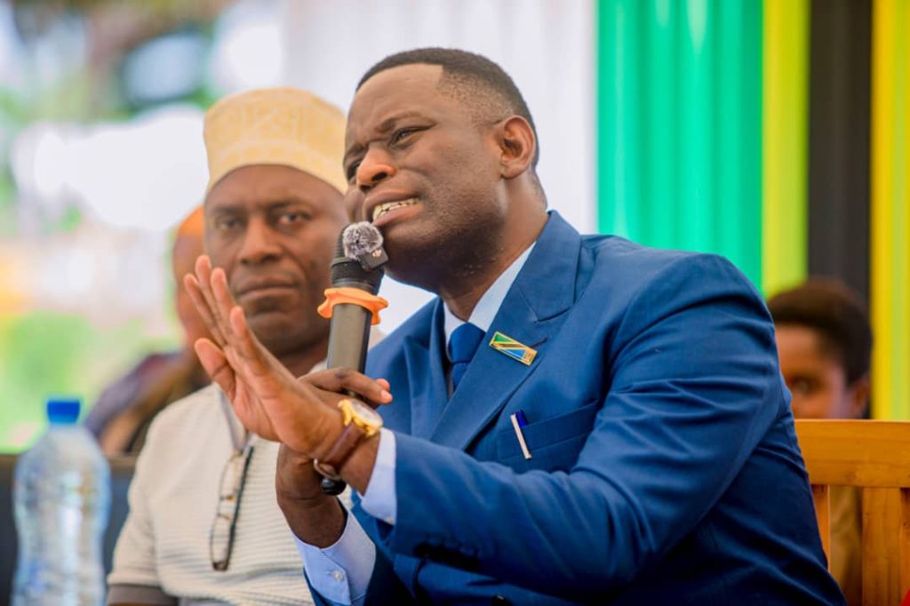 MEYA KIBAHA AITAKA DAWASA KIBAHA KUACHA KIGUGUMIZI, UTATUZI WA KERO YA MAJI VIZIWAZIWA