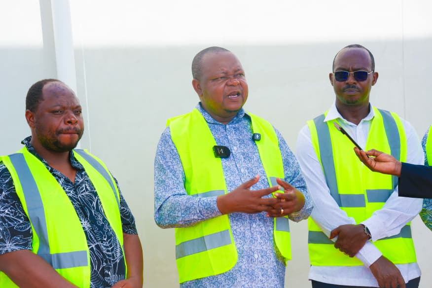 PROF. SHEMDOE AAGIZA UPANGISHAJI VIZIMBA NA VYUMBA SOKO LA KARIAKOO KUZINGATIA BEI YA SOKO