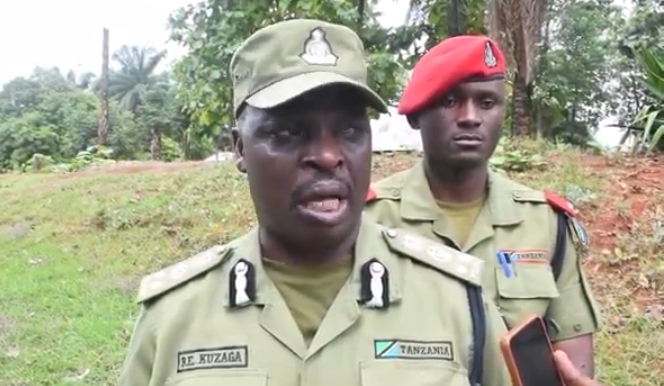 JESHI LA POLISI MKOANI MBEYA WAIMARISHA ULINZI MKESHA WA MWAKA MPYA 