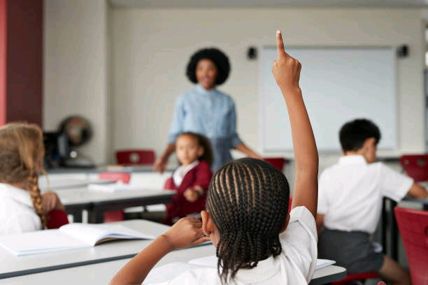 NILITUMIA ADA YA SHULE WAKATI WA SIKUKUU NJIA NILIYOPATA  FEDHA HARAKA KABLA YA SHULE KUFUNGULIWA
