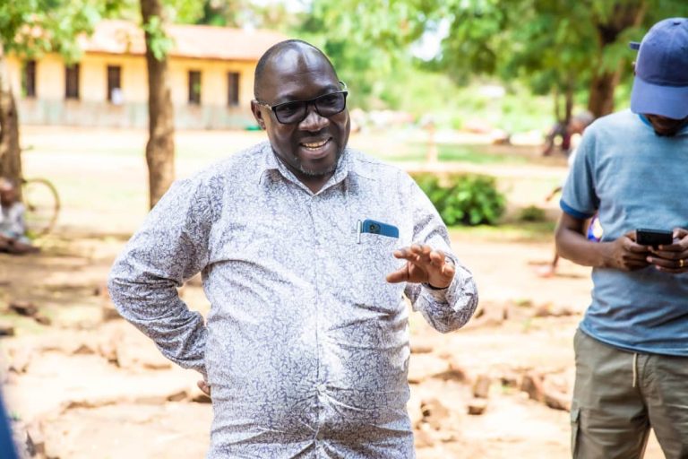 SERIKALI YAWAFARIJI WAATHIRIKA WA MAFURIKO KATA YA TINDIGA WILAYA YA KILOSA