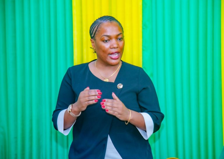 TUNA DENI LA KUSIMAMIA MIRADI NA KUSIKILIZA KERO ZA WANANCHI ILI KULETA MAENDELEO YA KWELI–MHE. SALOME