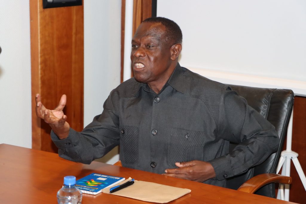 TUME YAKUTANA NA CDF MSTAAFU VENANCE MABEYO