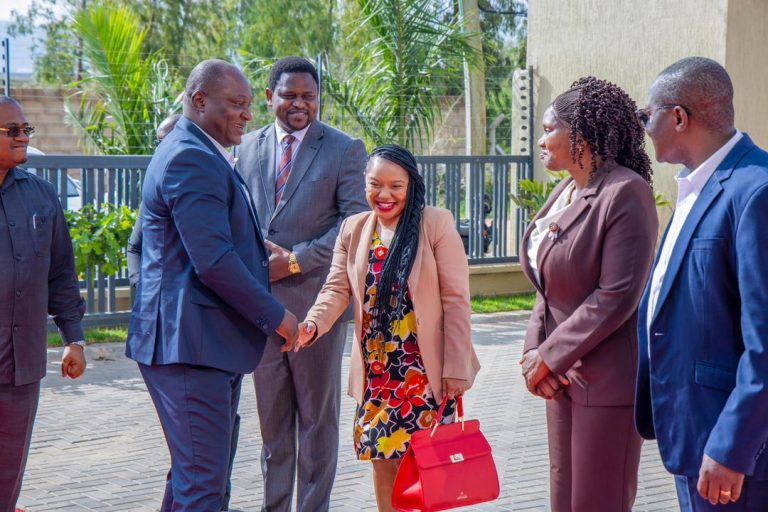 CHONGOLO AELEKEZA MAKAMISHNA WA TCDC MAMBO SITA YA KUZINGATIA KUIMARISHA USHIRIKA 