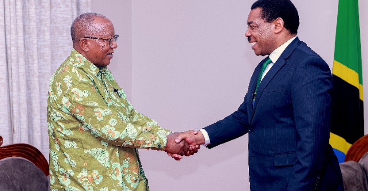 WAZIRI MKUU DKT. MWIGULU NCHEMBA AKUTANA NA WAZIRI MKUU MSTAAFU FREDERICK SUMAYE