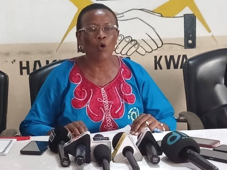 CUF YAPINGA VIKALI MAAMUZI YA MSAJILI WA VYAMA VYA SIASA