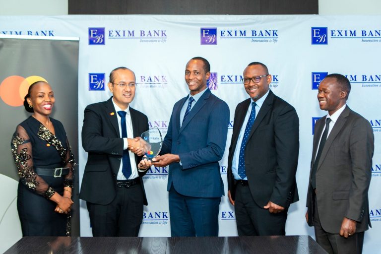 MASTERCARD YAITAMBUA EXIM BANK TANZANIA KWA TUZO MBILI, IKITHIBITISHA UONGOZI KATIKA HUDUMA ZA ELITE NA MATUMIZI YA KADI