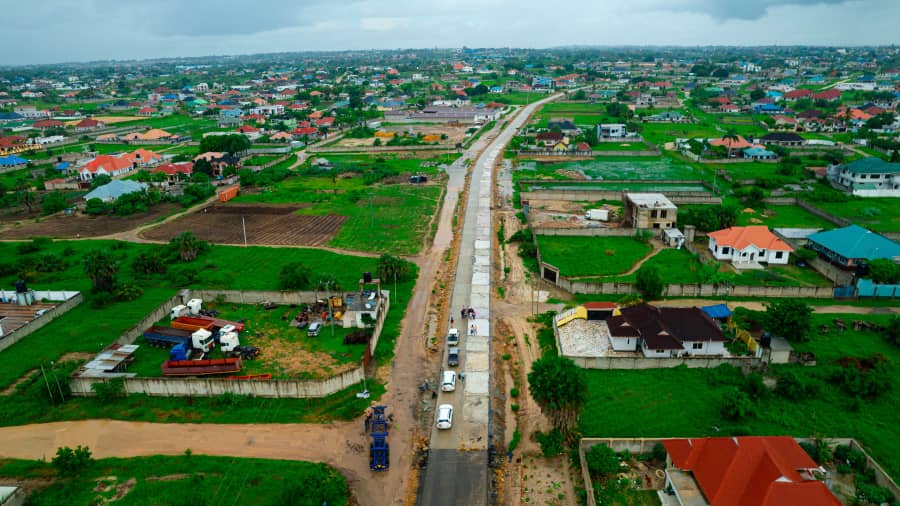 MRADI WA DMDP II KUJENGA KILOMITA 42.78 ZA LAMI KIGAMBONI
