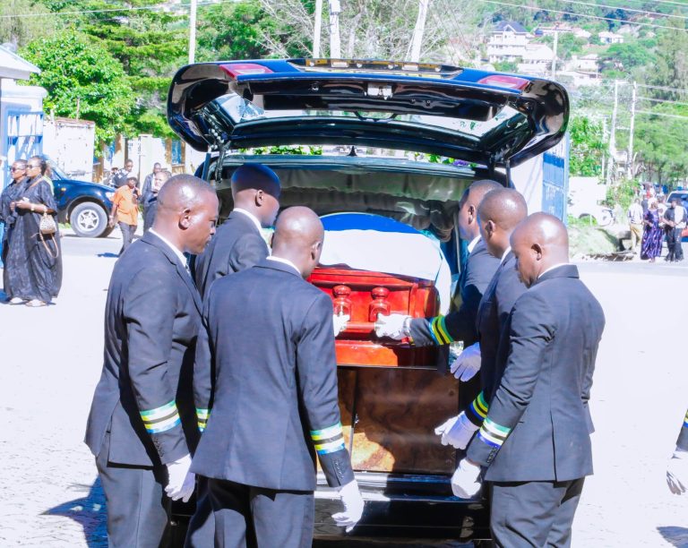 MISA YA KUOMBEA NA KUAGA MWILI WA MAREHEMU MHE. LUKUVI – IRINGA