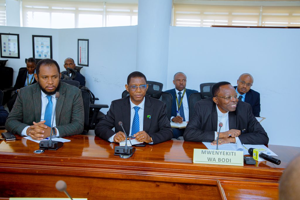 WAZIRI WA FEDHA AITAKA TRA KUCHANGIA UTEKELEZAJI WA DIRA YA MAENDELEO YA TAIFA 2050