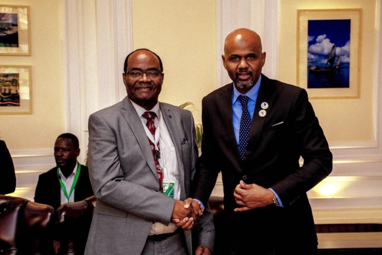 DKT. AKWILAPO AKUTANA NA MTENDAJI MKUU WA SHELTER AFRIQUE