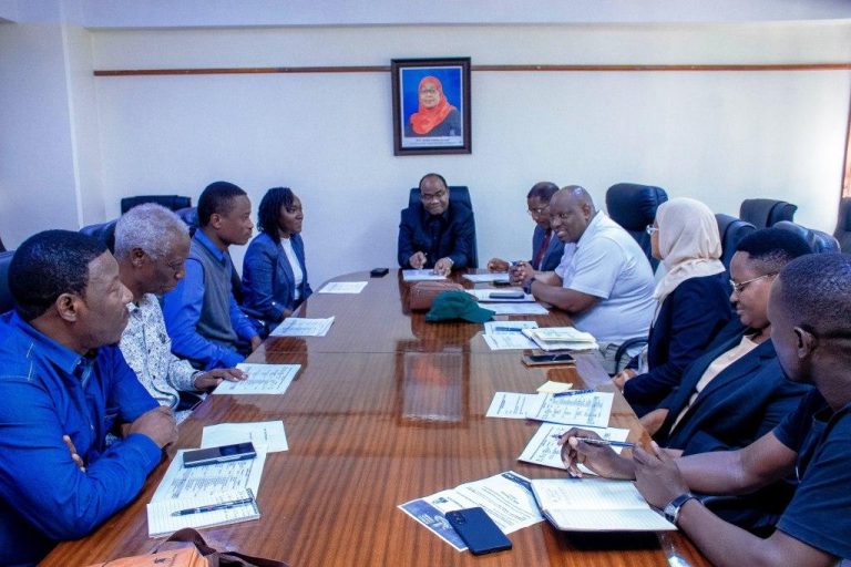 DKT. AKWILAPO KUSHIRIKI KONGAMANO LA MIJI AFRIKA NAIROBI