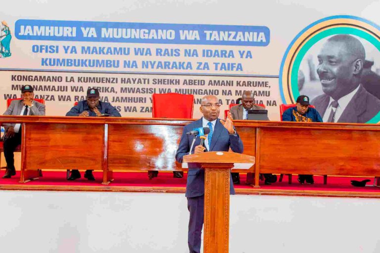 MASAUNI AHIMIZA VIJANA KUENZI, KULINDA NA KUTETEA MUUNGANO