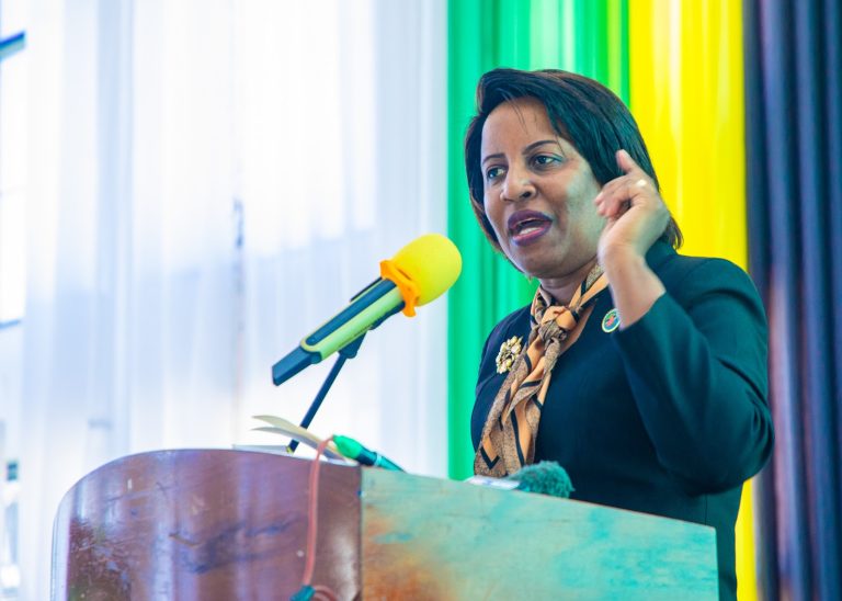 RC SENYAMULE ATAKA VIJANA NA WAFANYABIASHARA KUNUFAIKA NA FURSA ZA ZABUNI ZA SERIKALI