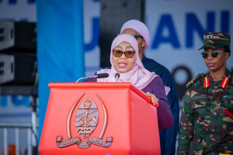 DKT.SAMIA ASISITIZA HAKI NA MASLAHI YA WAFANYAKAZI 