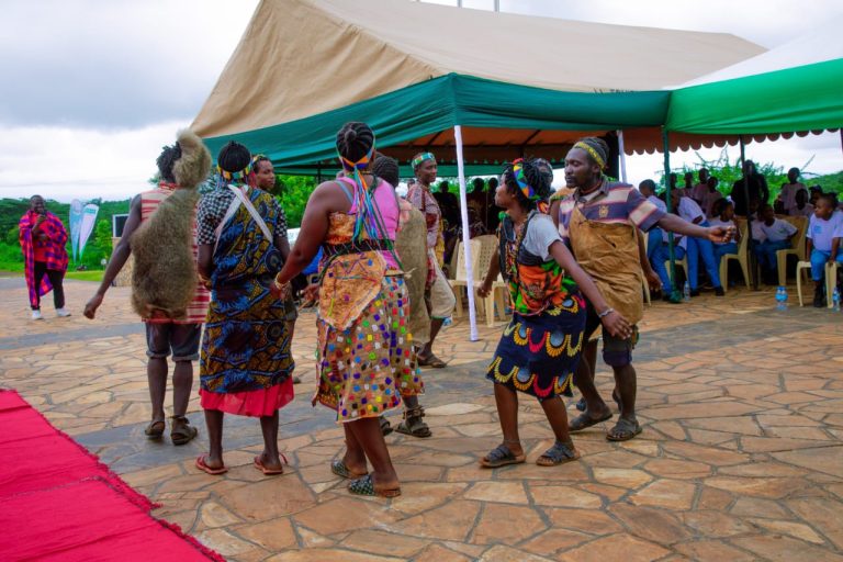 WAMASAI, WAHADZABE, WADATOGA NA WAIRAQW WANAPOKUTANISHWA NA URITHI WA DUNIA